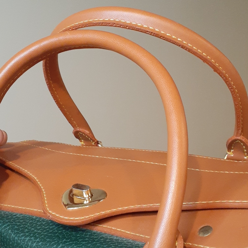 Carina Intling Dr bag style - Picture 8 of 16